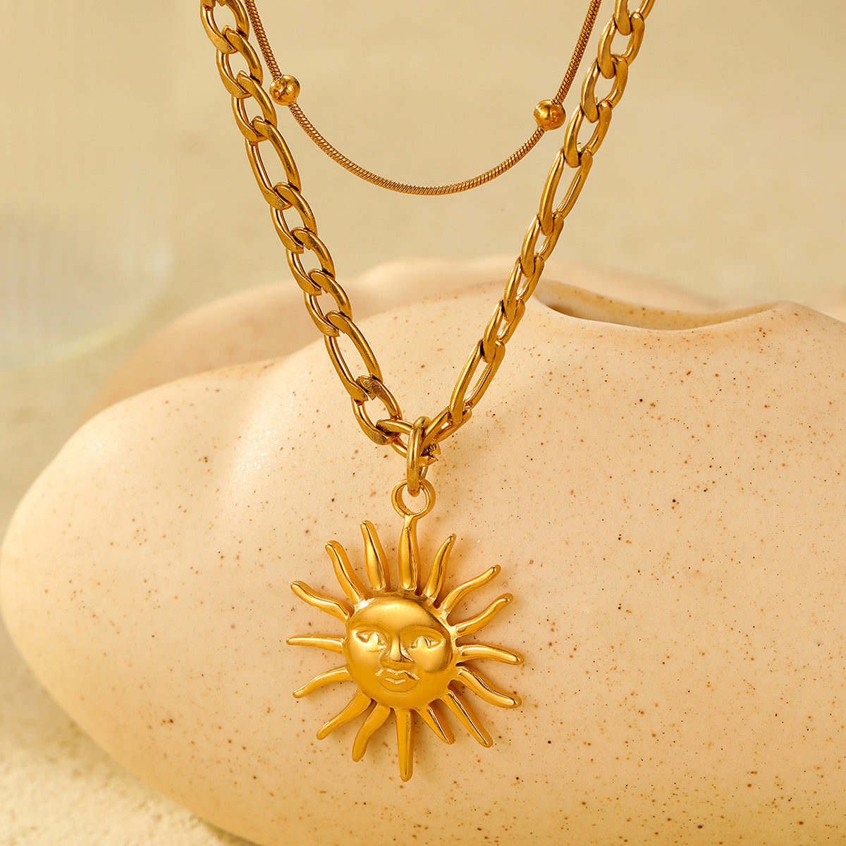 Minimalist Sun Pendant: Classic and Simple